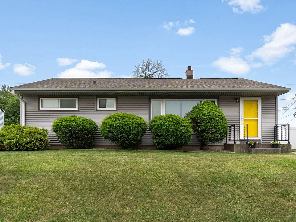 1st image of 1325 Blake AVENUE