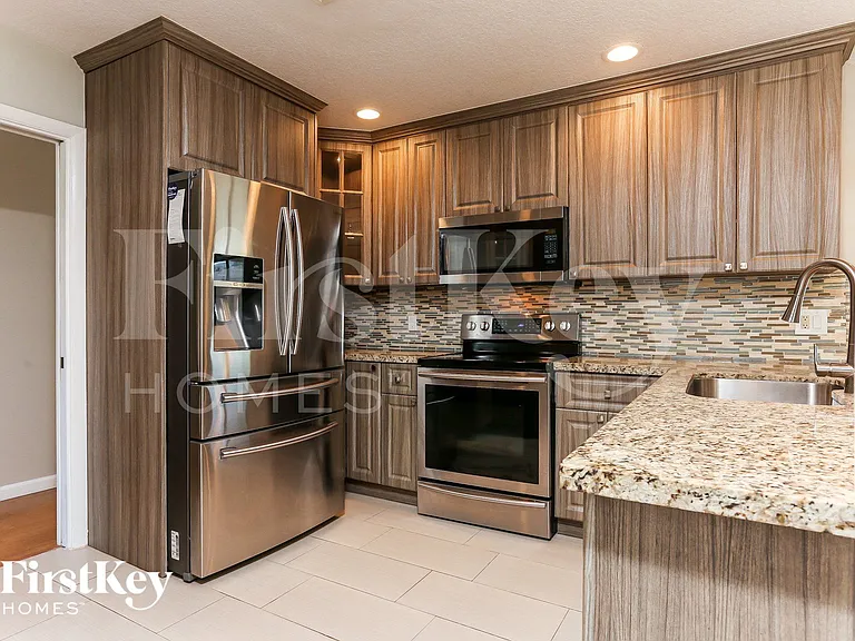 540 NW 43rd Ave — Photo 5