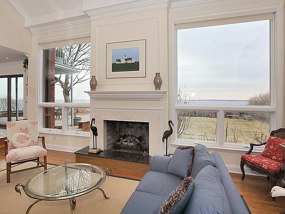 Living Room with Fireplace