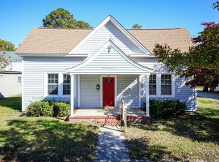 306 W Broad St, Dunn, NC 28334