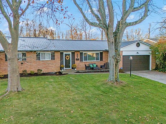 3rd image of 4401 Stinson Dr W