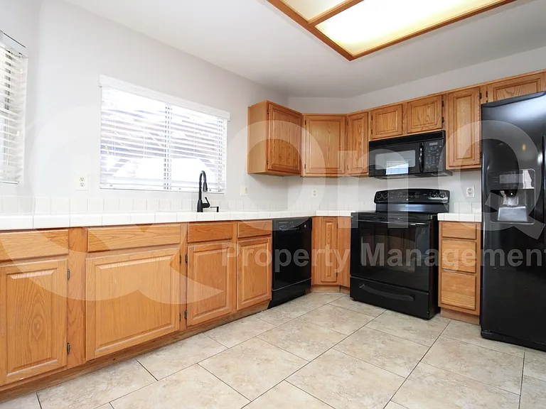 14666 N 90th Ln — Photo 21