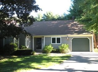 16 Foreside Cmn, Falmouth, ME 04105