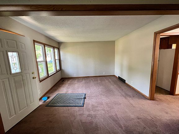 4th image of 1513 W 27th Ter S