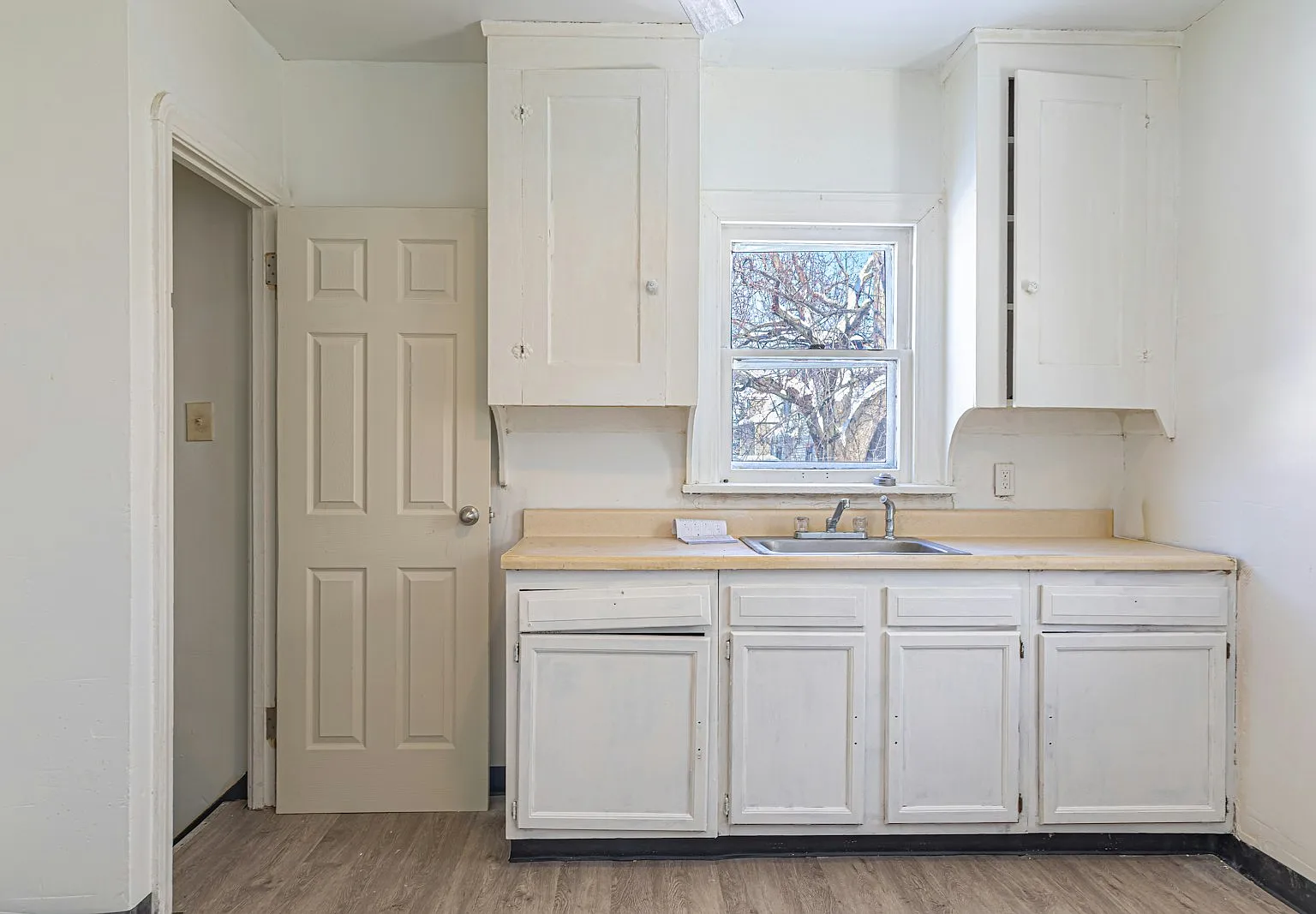 7913 Connecticut Avenue — Photo 4