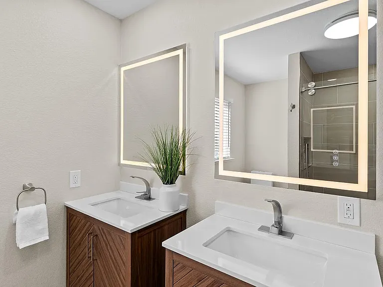 8366 Madison Ave — Photo 6