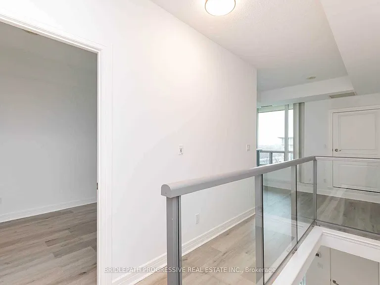 1 Avondale Ave #506 — Photo 17