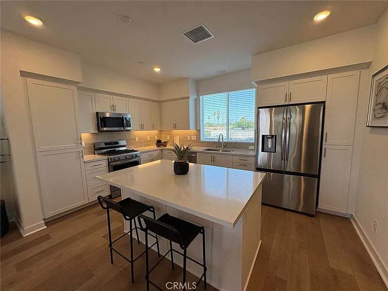 2211 W Orange Ave #21 — Photo 12