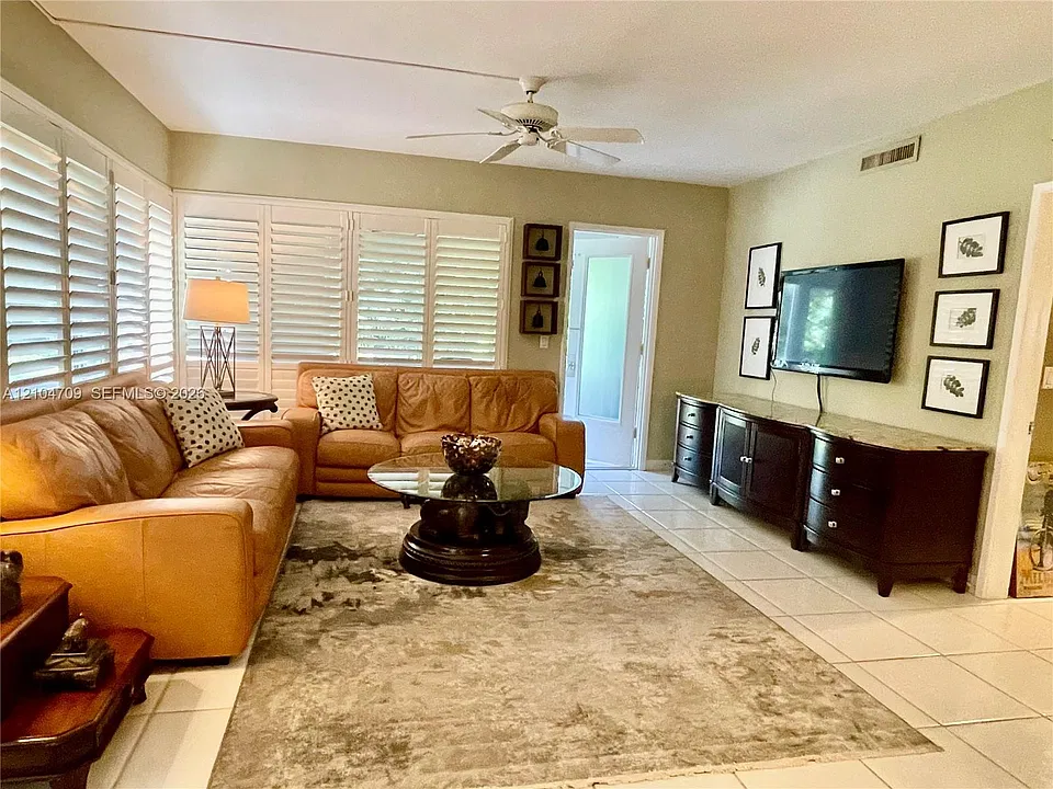 1507 S Ocean Blvd #4