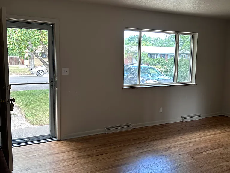 2208 Stanford Rd — Photo 5