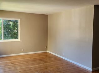 2421 Damuth St #2, Oakland, CA 94602