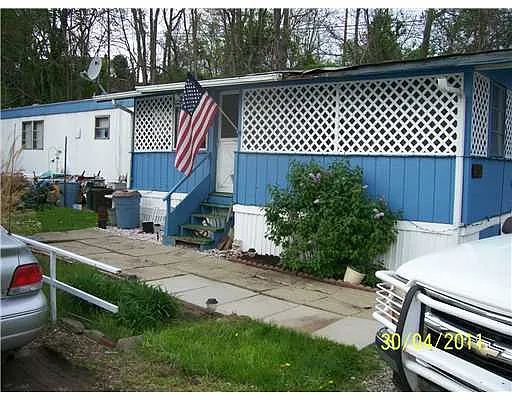454 Maryland Ln photo 1
