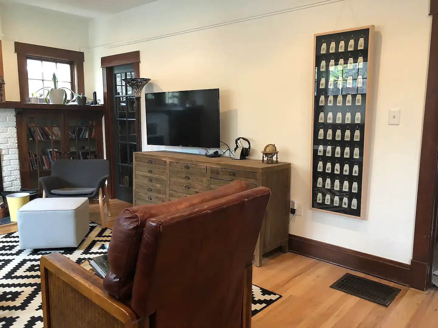 2 bed, 1100 sqft, $3,600 — Photo 3