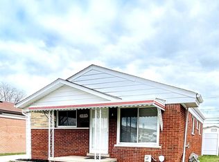 31804 Saint Margaret St, Saint Clair Shores, MI 48082