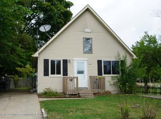 1112 Victor Ave, Lansing, MI 48910