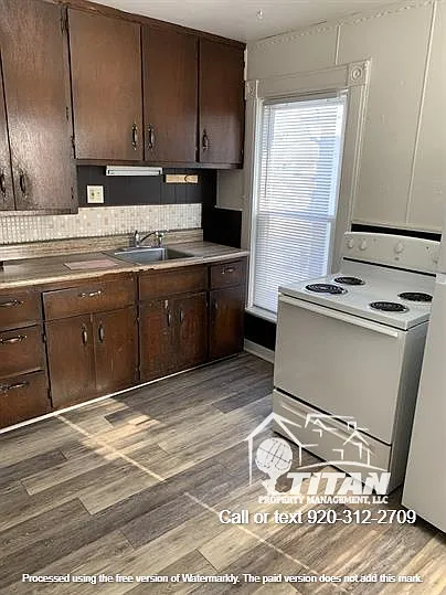 61 E Johnson - 2 — Photo 2