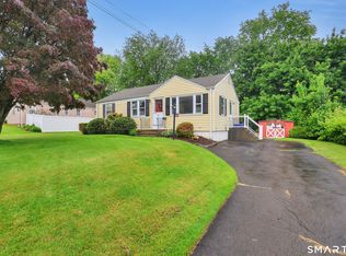 19 Litchfield Pl, Rocky Hill, CT 06067