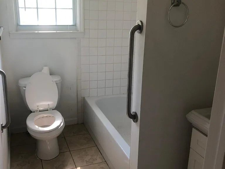 1315 Cherry St — Photo 12