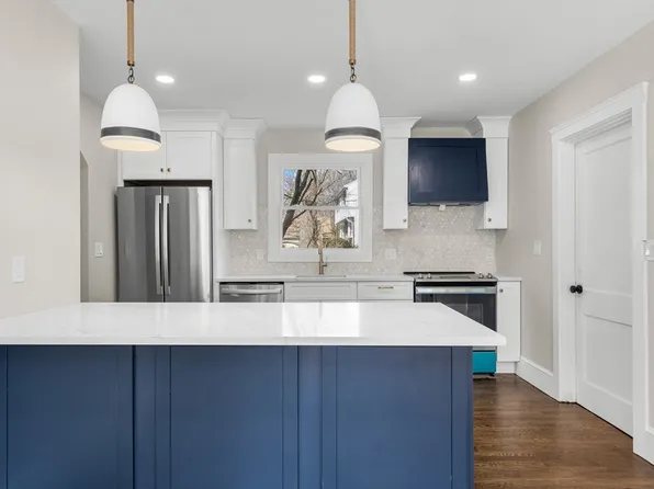 285 Franklin St, Braintree, MA 02184