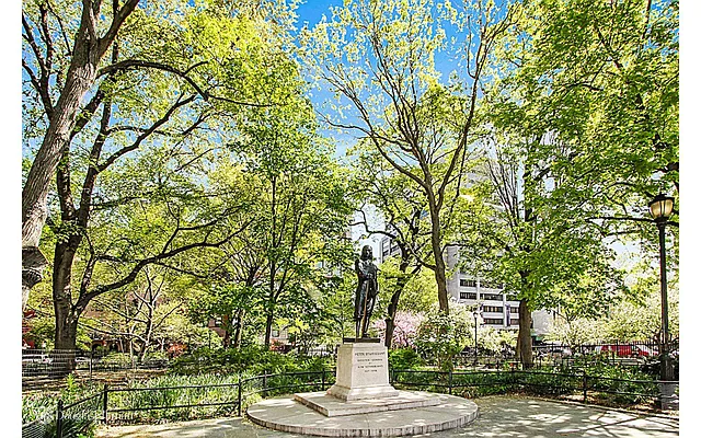 Rented by Douglas Elliman | media 13