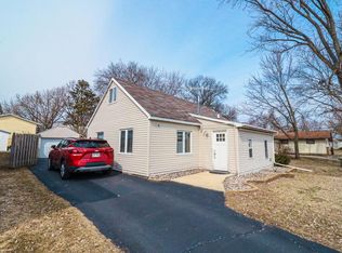 407 11th Ave N, Onalaska, WI 54650