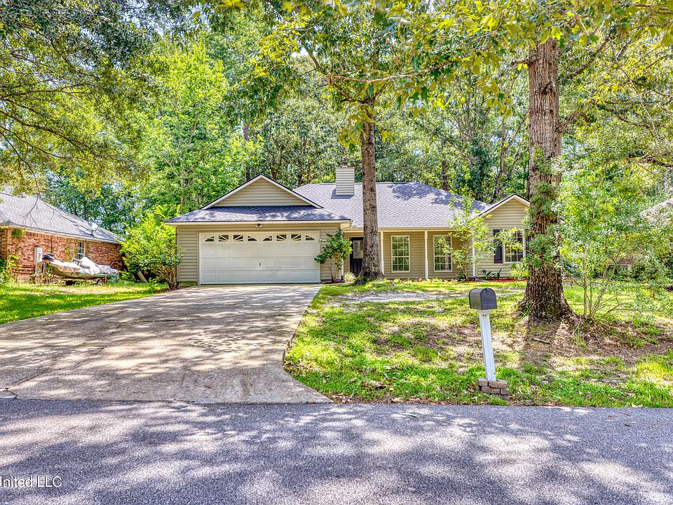 1st image of 8808 Boxwood Ln