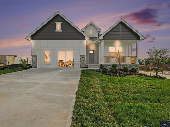 11253 Longshore Ave, Papillion, NE 68046