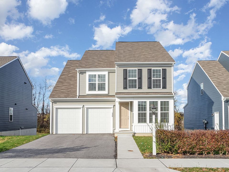 1st image of 1726 Bradley Dr