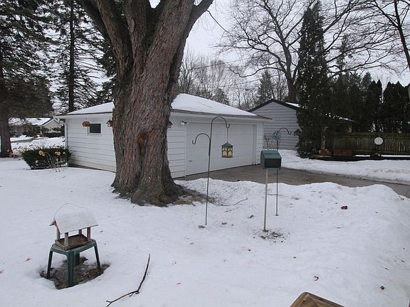 5th image of 8342 N 65th St