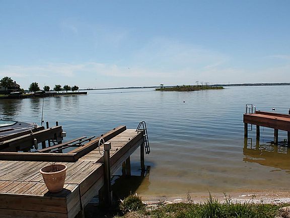 2nd image of 2120 Gunwale Cir