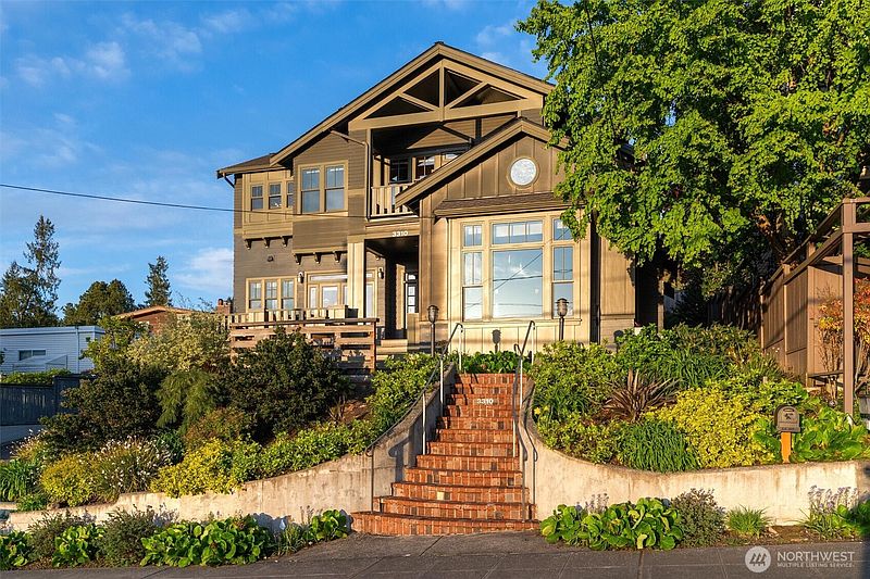 4th image of 3310 59th Avenue SW #A