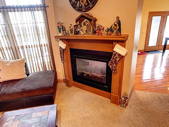 5th image of 267 Haley Wood Dr