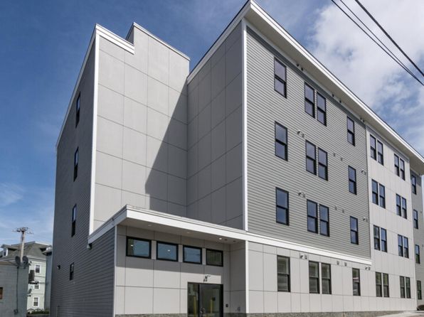 8 Hewitt St UNIT 203, Providence, RI 02909