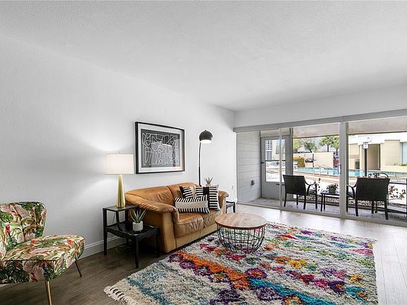 5th image of 2302 S MANHATTAN AVENUE #108