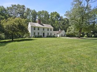 1319 Monument St, Concord, MA 01742