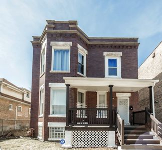 6812 S Harper Ave, Chicago, IL, 60637