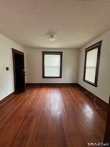 60 Poplar St #3 Photo 1