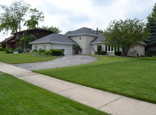 13024 E Tanglewood Cir, Palos Park, IL 60464