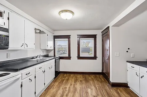 420 Appleton St Photo 1