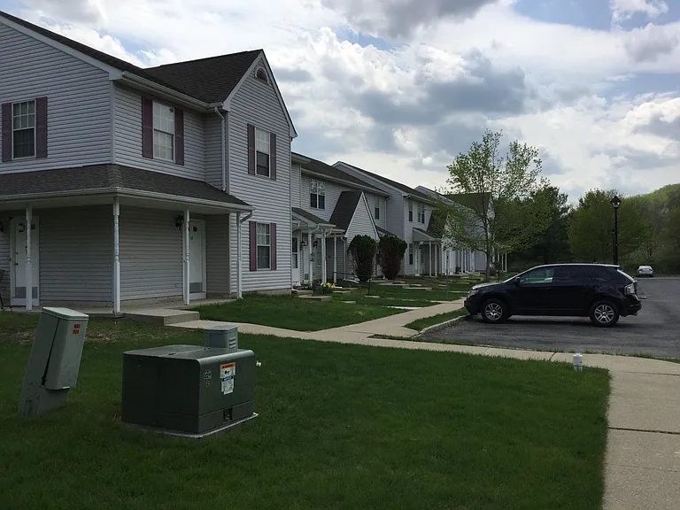 19 Bense Ct — Photo 10