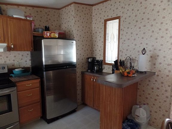 3rd image of 412 Manatee Cove Dr
