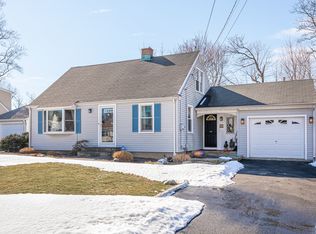 45 Cedar St, Stratford, CT 06615