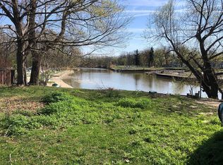 35994 Reeves Rd, Eastlake, OH 44095