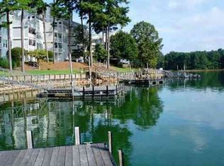 2100 Habersham Marina Rd, Cumming, GA 30041