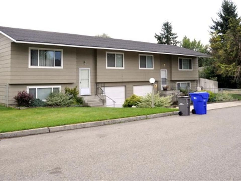 1st image of 2708 N Whipple Ct #2708