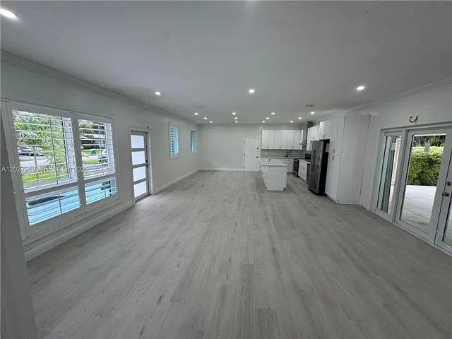 8305 SW 117th Ter — Photo 16