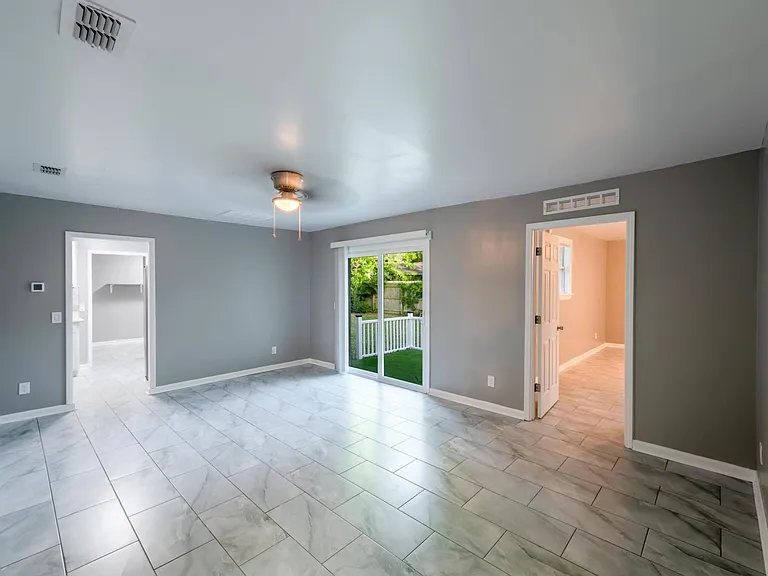 1532 Leestan Ct — Photo 32