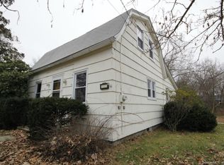 59 Clinton Ave, Norwich, CT 06360