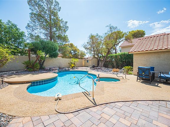 5th image of 112 Brazilnut Ct