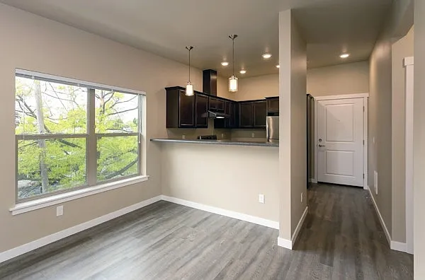 Broadway Station Apartments